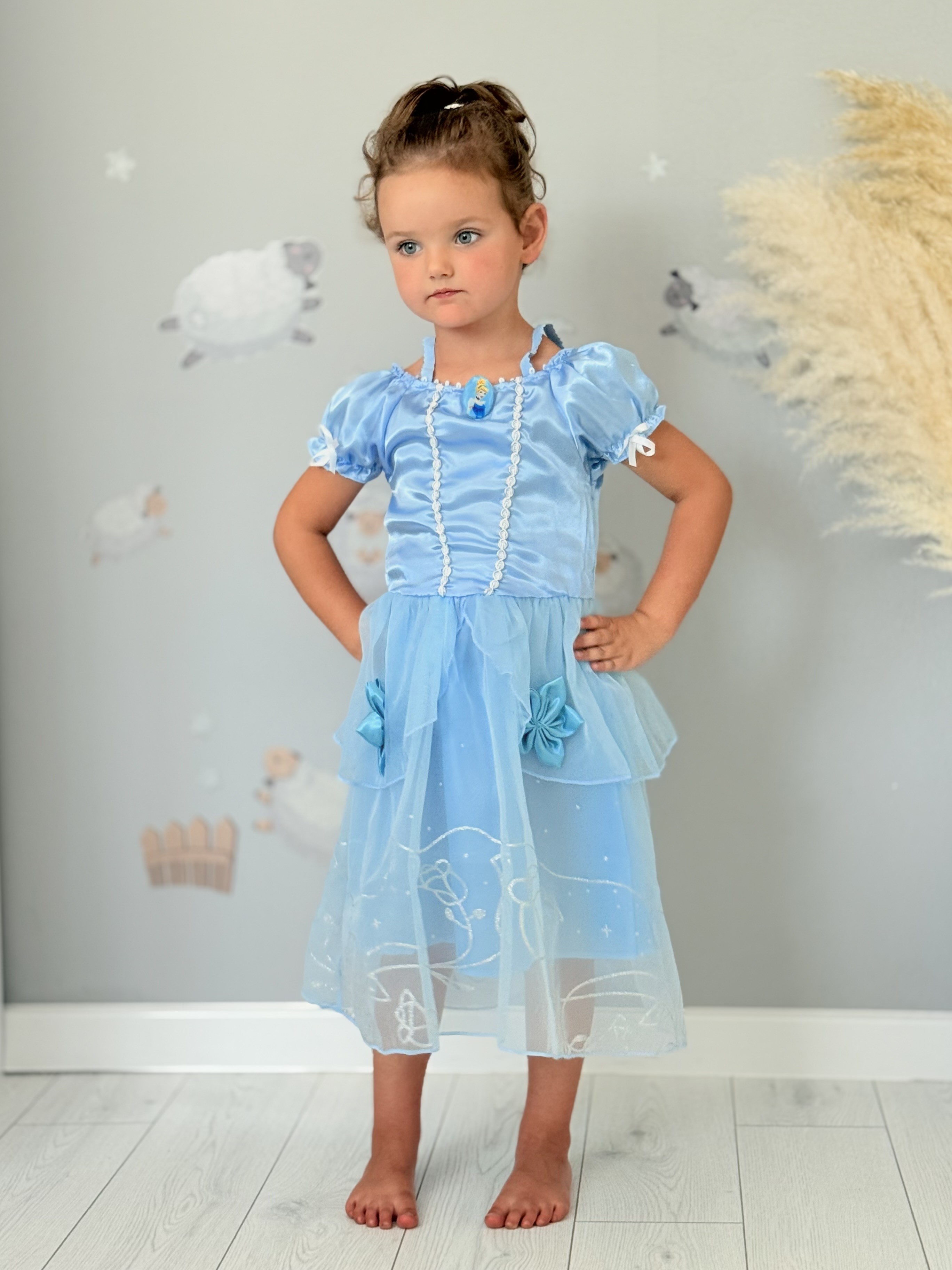 Rochie Fetite Carnaval, Printesa, Tull/Saten, Bleu, Sclipici Argintiu, Accesoriu Brosa, Funda si Flori 100 cm (3-3.5 ani)